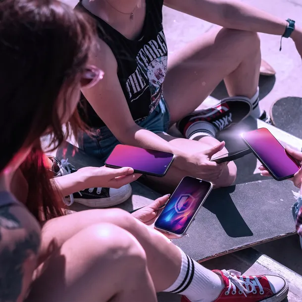 apple-iphone-15-plus-3mk-rainbow-privacy-przeznaczenie-wyswietlacz-telefonu