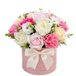 flower-box-kwiaty-mydlane-mix-roze-na-kazda-okazje-walentynki-dzien-kobiet