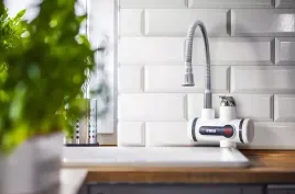 przeplywowy-podgrzewacz-wody-noveen-iwh360