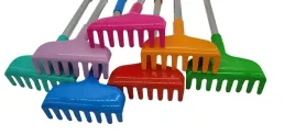 grabie-aluminiowy-trzonek-do-piasku-solidne-41-cm