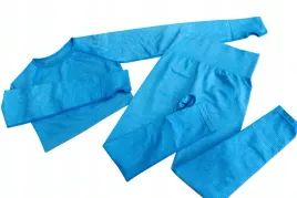 niebieski-komplet-sportowy-damski-m-legginsy-i-top-z-dlugim-rekawem