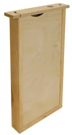 podkarmiaczka-ramkowa-warszawska-zwykla-28l-drewniana