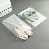 worki-podrozne-ze-sznurkiem-na-ubrania-akcesoria-bezbarwne-5szt-20x30cm-kod-produktu-a-59-1