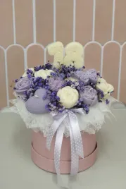 prezent-na-18-urodziny-candle-flowerbox-wieczny-bukiet-ze-swiec-sojowych