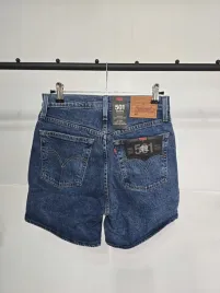 levis-krotkie-spodenki-jeansowe-25-damski-stan-nowy-bawelna