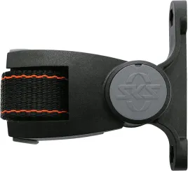 koszyk-na-bidon-sks-adapter-czarny