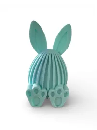 dekoracja-wielkanocna-krolik-z-jajkiem-blekitny