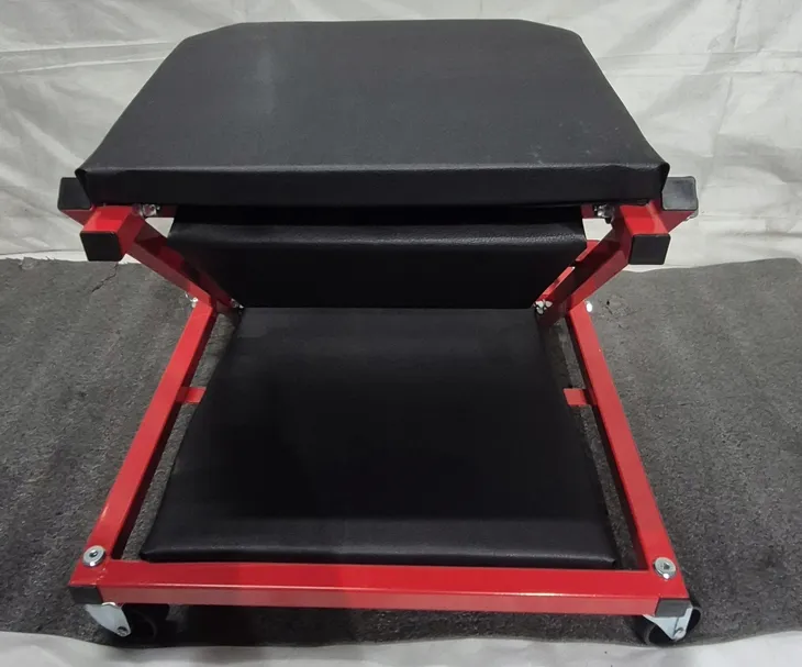 lezanka-taboret-warsztatowy-2w1-waga-z-opakowaniem-8-kg-stan-opakowania-oryginalne