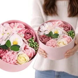 roze-mydlane-kwiaty-flower-box-bukiet-na-okazje-pudelko-roza-prezent
