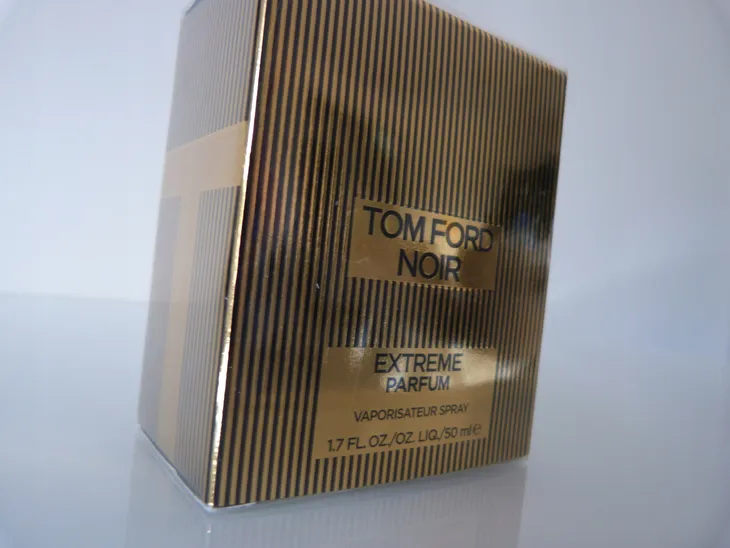 tom-ford-noir-extreme-parfum-50-ml-grupa-zapachowa-drzewna