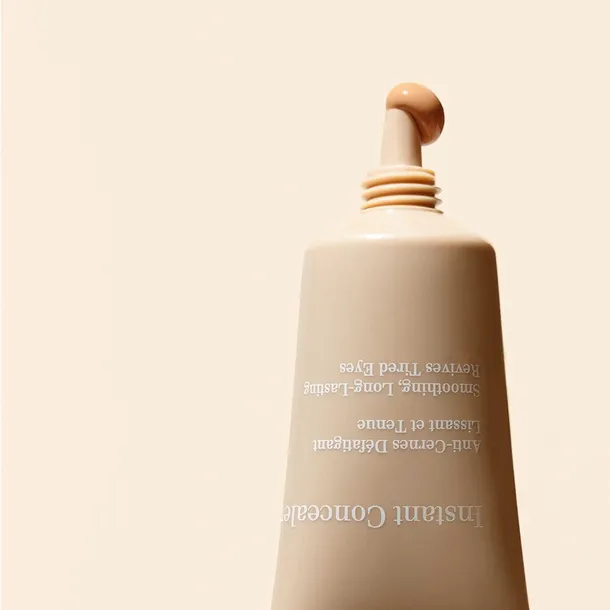 clarins-instant-concealer-korektor-03-15-ml-wlasciwosci-kryjace