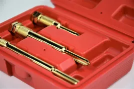 zestaw-do-czyszczenia-gniazd-swiec-zarowych