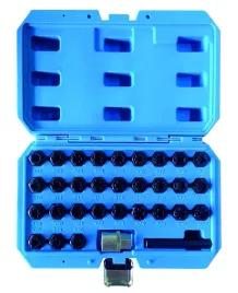 zestaw-nasadek-do-kol-mercedes-32-elementy