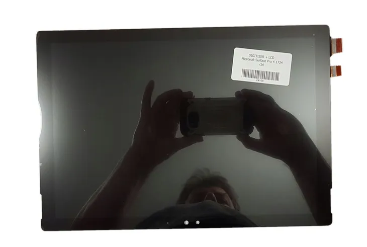 ekran-lcd-dotyk-do-tabletu-microsoft-surface-pro-4-1724-no050