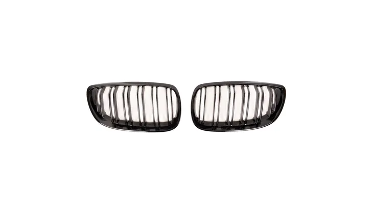 grill-bmw-3-e92-e93-podwojne-zeberka-gloss-black-numer-katalogowy-producenta-am-gribm0159-stan-nowy