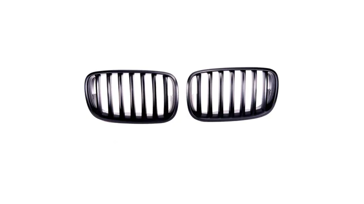 grill-bmw-x6-e71-e72-x5-e70-pojedyncze-zeberka-matt-black-stan-nowy