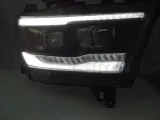 lampy-reflektory-black-led-do-dodge-ram-19-22-jakosc-czesci-zgodnie-z-gvo-p-zamiennik-o-jakosci-porownywalnej-do-oryginalu