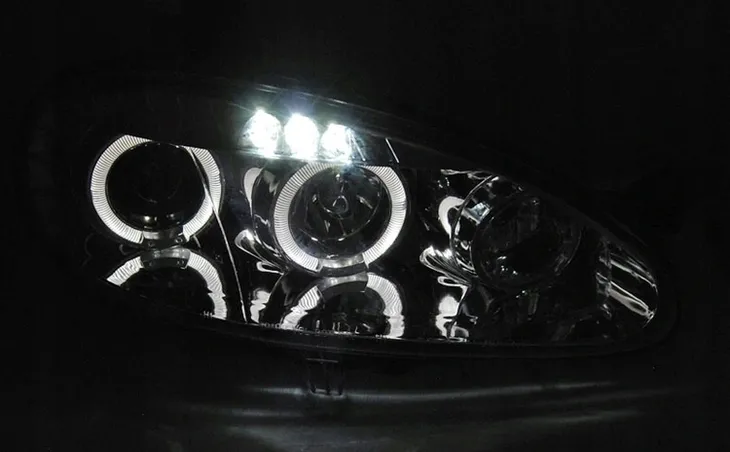 lampy-przednie-chrome-ringi-do-mazda-mx5-01-05-wersja-europejska