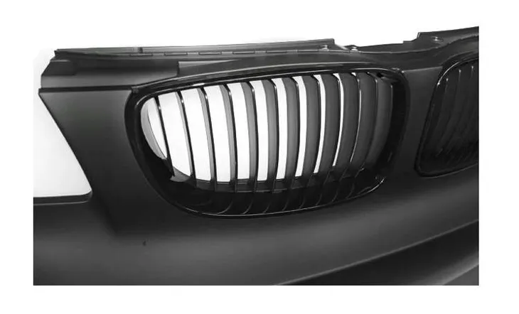 zderzak-sport-style-do-bmw-e81-e82-e87-e88-04-13-otwory-dla-haka-holowniczego-dla-lampy-przeciwmgielnej