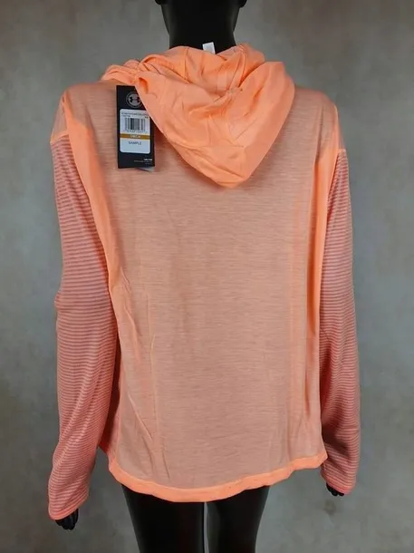 v6791-under-armour-threadborne-bluza-damska-s-marka-under-armour