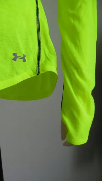 d47-under-armour-bluza-do-biegania-s-marka-under-armour
