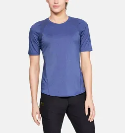 r442-under-armour-top-fitness-damski-s