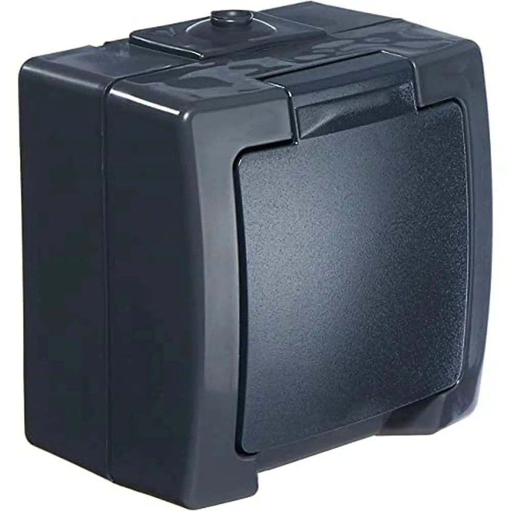 kopp-107815006-nautic-1f-protective-contact-socket