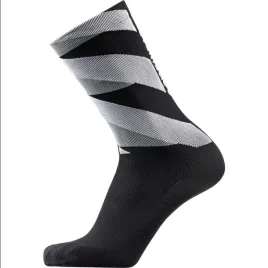 h5291-gorewear-essential-signal-socks-skarpety-rowerowe-meskie-47-49