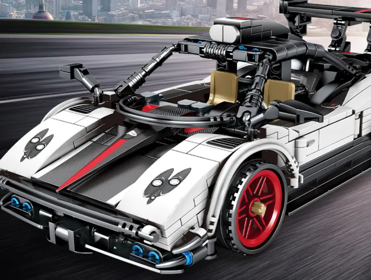 klocki-samochod-pagani-608-bohater-brak
