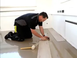 9m2-pod-panele-winylowe-spc-lvt-podklad-akustyczny-rigid-upu1030-700-kpa