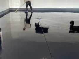 zywica-epoksydowa-na-posadzke-betonowa-sika-sikafloor-2510-kolor-czarny-5kg