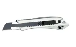 schmith-noz-reczny-z-ostrzem-lamanym-18-mm