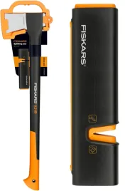 fiskars-siekiera-rozlupujaca-x21l-ostrzalka