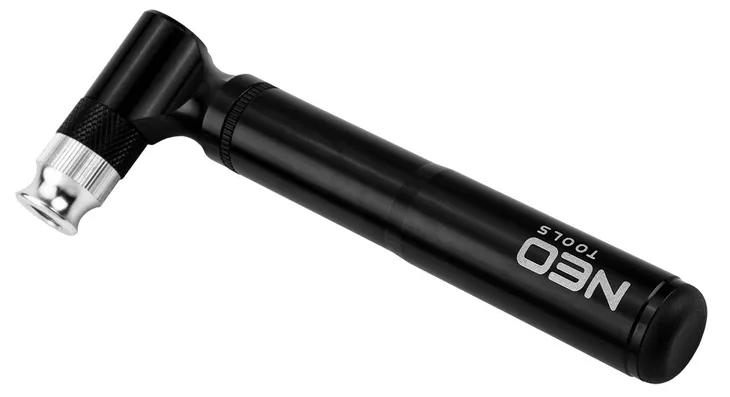 neo-91-015-pro-mini-pompka-rowerowa-material-dominujacy-aluminium