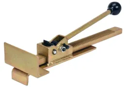 yato-yt-37317-przyrzad-do-dociagania-desek-i-paneli-podlogowych-dl-420mm