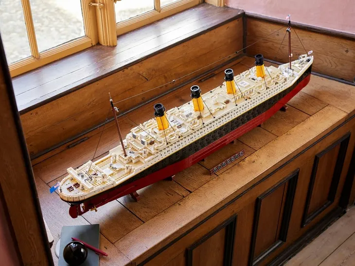 lego-icons-titanic-10294-stan-nowy-certyfikaty-opinie-atesty-ce-fsc