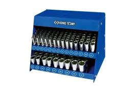 skrzynka-ekspozycyjna-z-zestawem-nasadek-1-2-dlugi