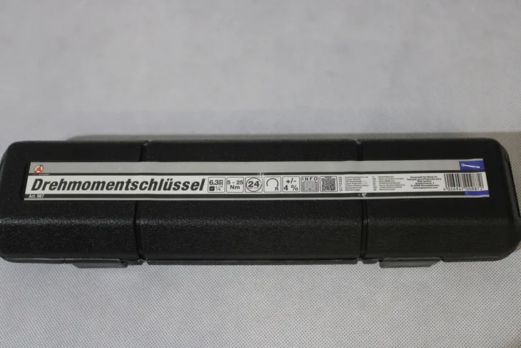 klucz-dynamometryczny-bgs-technic-140-980nm-9576-kod-producenta-987-rodzaj-klucza-dynamometryczny