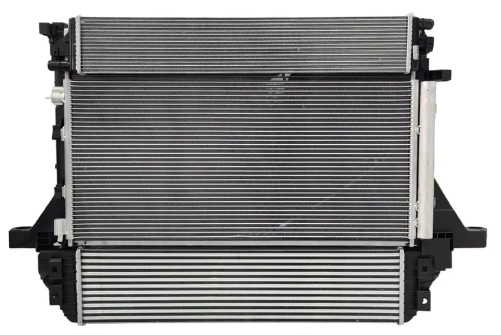komplet-chlodnic-renault-master-19-2-3d-180dci-stan-nowy