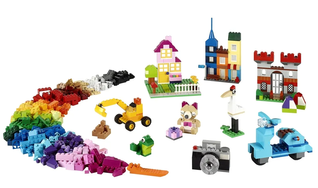 lego-classic-large-creative-brick-box-set