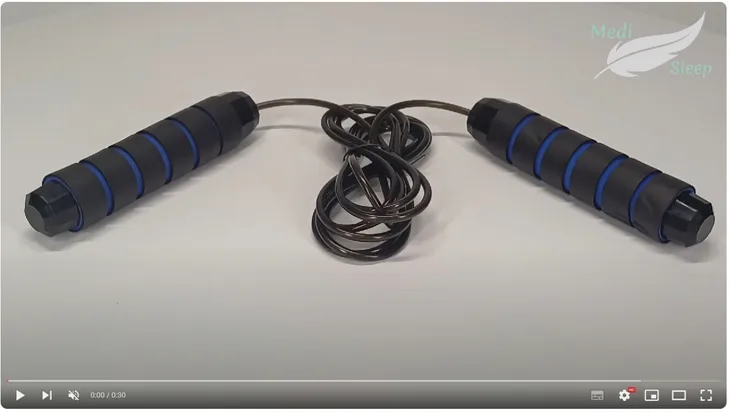 skakanka-bokserksa-ftiness-regulowana-z-lozyskiem-do-treningu-czarna-28-m-kod-producenta-skam