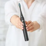 szczoteczka-soniczna-do-zebow-etui-uchwyt-37-tys-drgan-medi-sleep-zasilanie-akumulatorowe