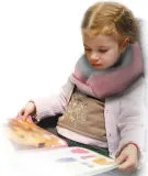 poduszka-podrozna-dla-dzieci-turystyczna-rogal-na-szyje-do-samochodu-memory-model-2024