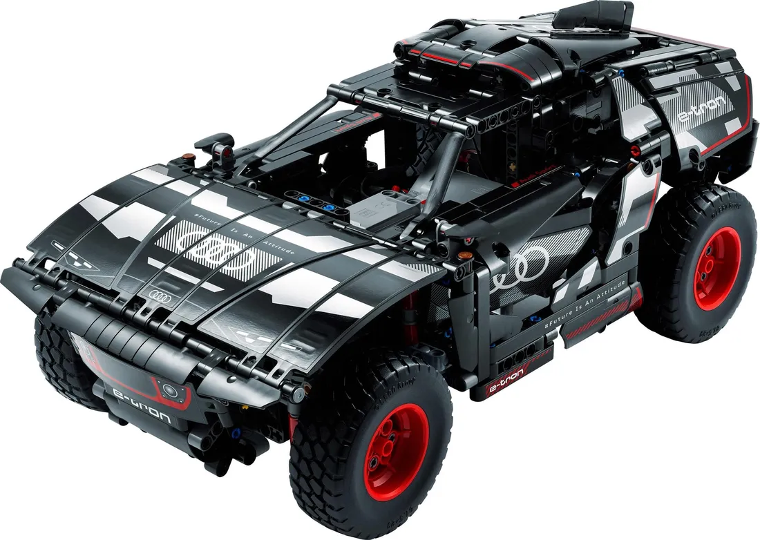 klocki-lego-technic-42160-audi-rs-q-e-tron