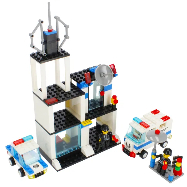 klocki-komisariat-policji-alleblox-252-elementy
