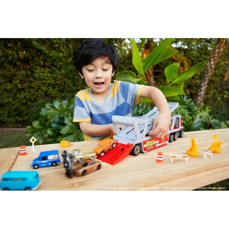matchbox-transporter-woz-strazacki-akcesoria
