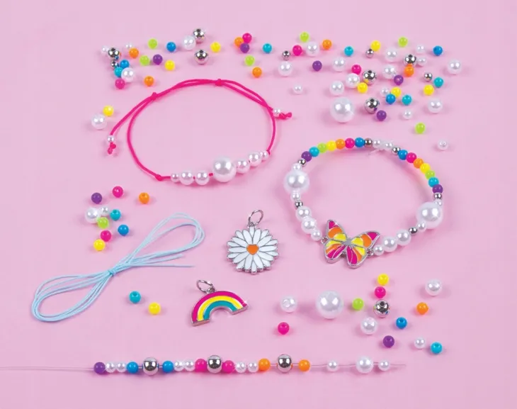make-it-real-zestaw-do-tworzenia-bransoletek-rainb-wiek-dziecka-8-lat