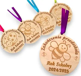 zakonczenie-przedszkola-medal-dla-przedszkoli-upominek-dla-dzieci-grawer