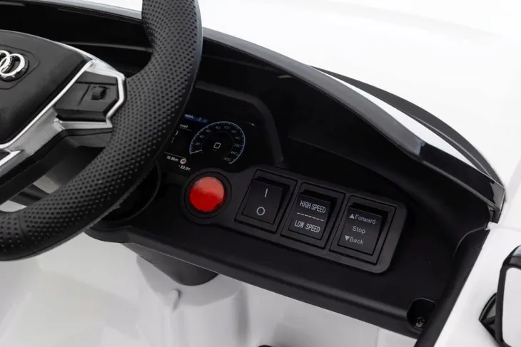 auto-na-akumulator-audi-e-tron-gt-qls-6888-biale-kod-producenta-11952