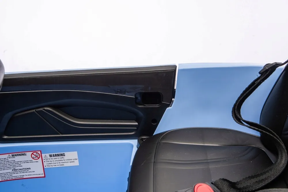 auto-na-akumulator-ford-mustang-mach-e-niebieski-24v-stan-nowy